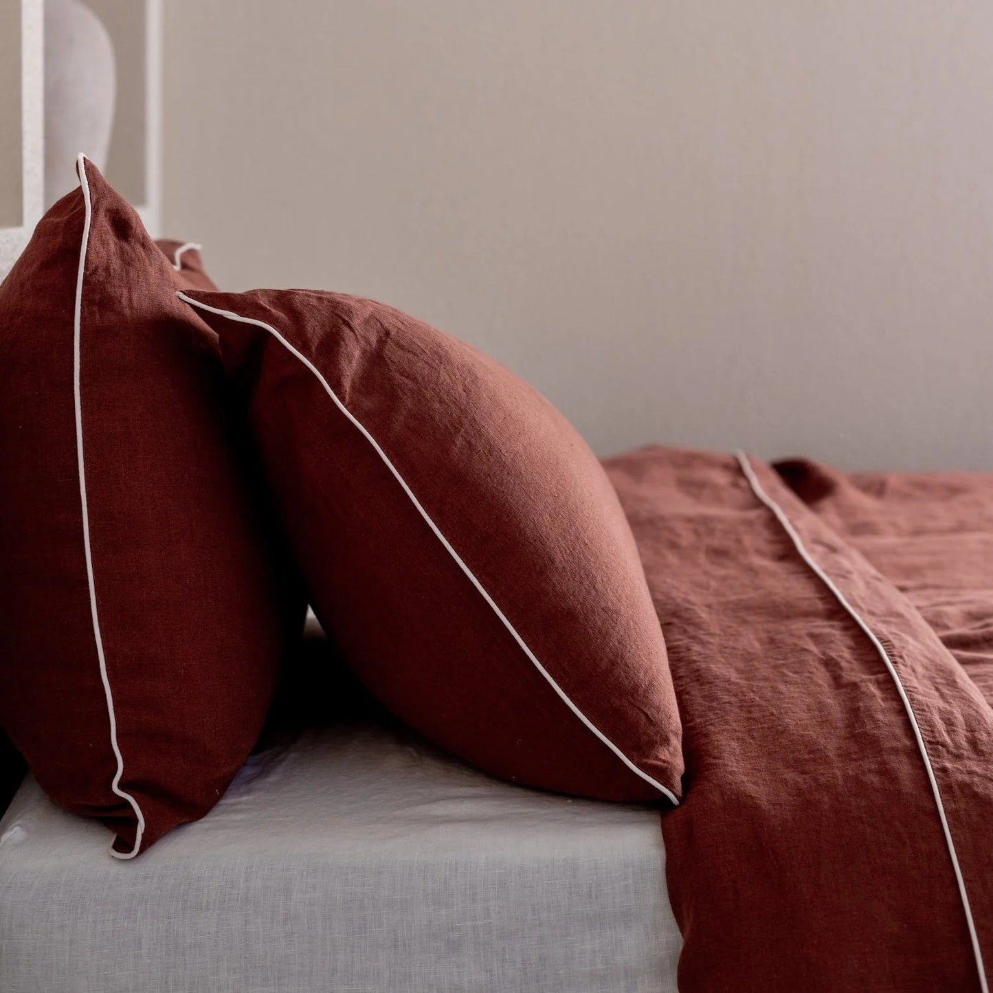 Chocolate Linen Duvet Cover Set with White Piping