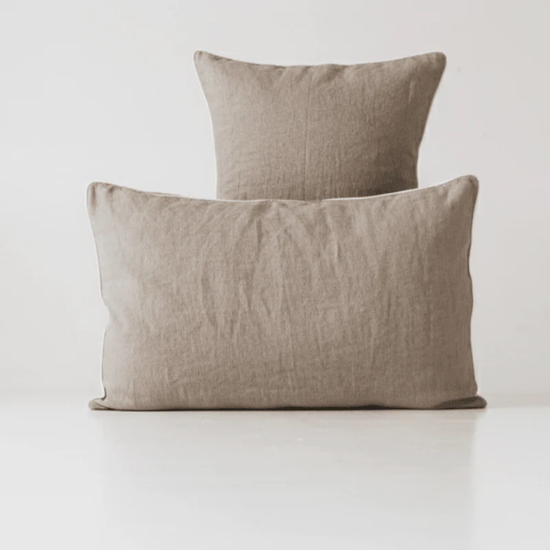 Melange grey linen pillowcases with white piping, set of 2